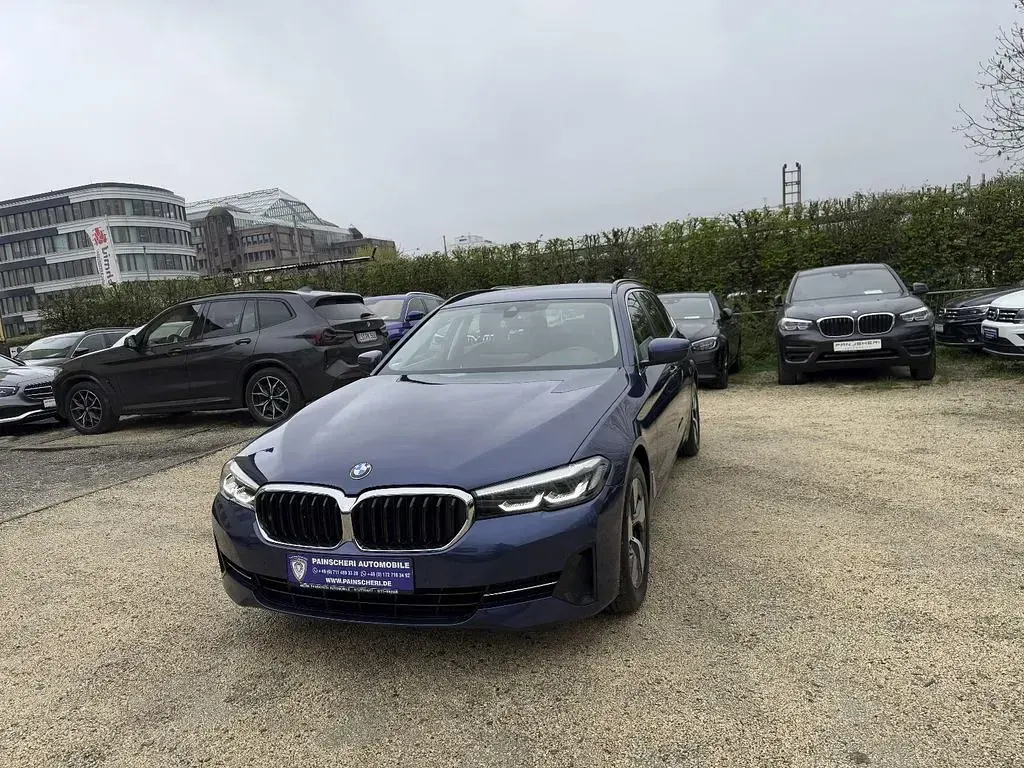 Używany BMW 520 190 KM (139 kW) 2022 Niebieski Kombi