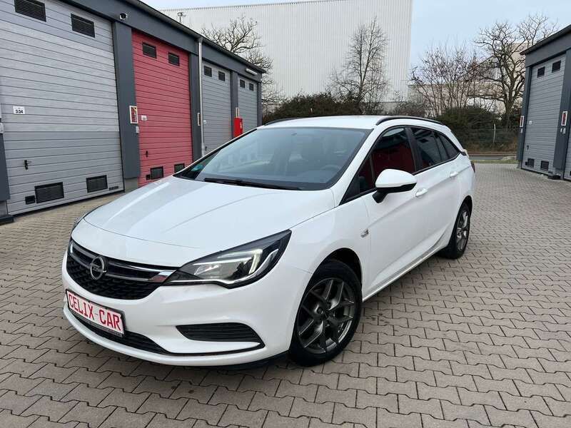 Schneeweiss/summitwhite/arctic Gebraucht 2019 Opel Astra Business Kombi | 7.390 € (Guter Preis) - Bild 1/4