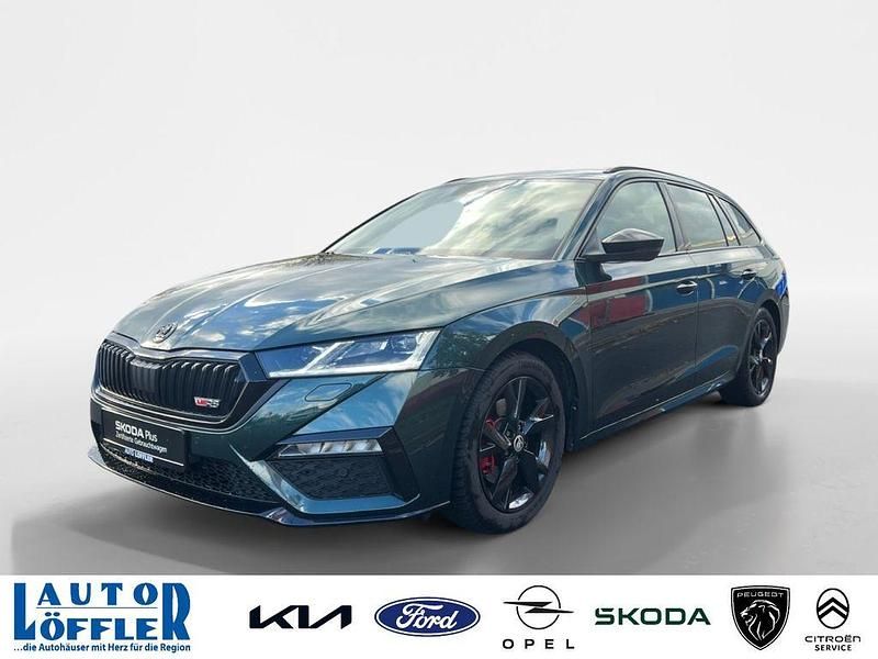 Grün Gebraucht 2024 Skoda Octavia RS Kombi | 37.440 € (Fairer Preis) - Bild 1/4