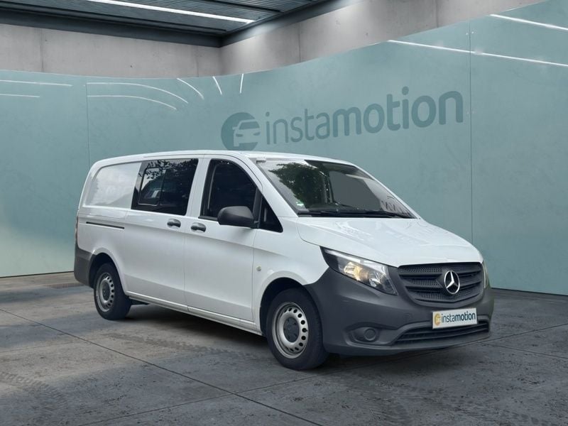 Weiß Gebraucht 2019 Mercedes Vito Van / Kleinbus | 20.250 € (Superpreis) - Bild 1/4