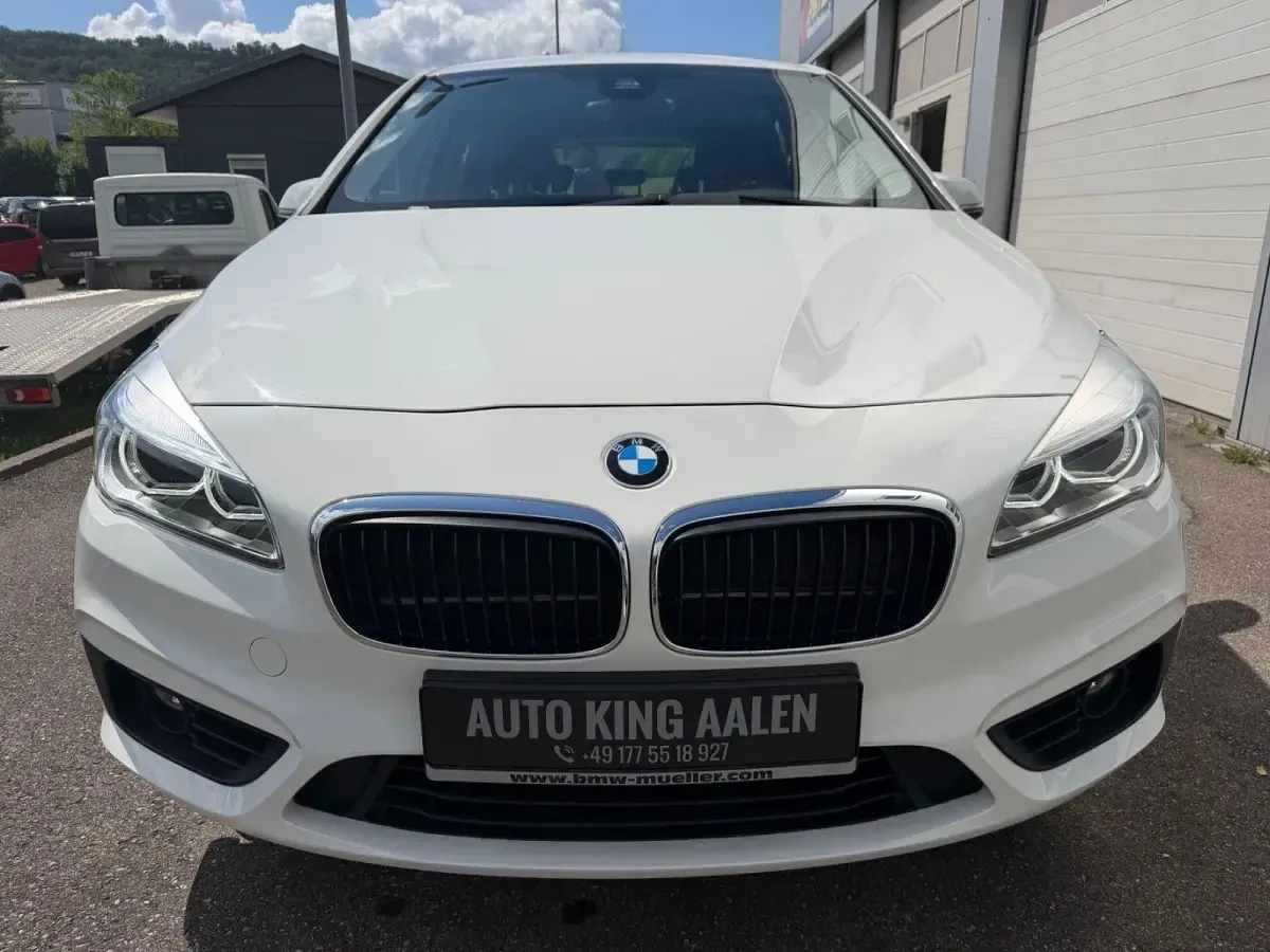 Gebraucht BMW 216 Active Tourer 116 PS (85 kW) 2014 Weiß Van / Kleinbus