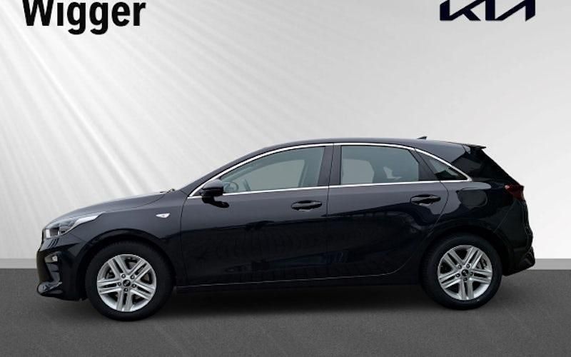 Gebraucht Kia Ceed Vision 150 PS (110 kW) 2021 Schwarz Kleinwagen