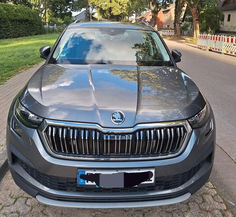 Grau Gebraucht 2023 Skoda Kodiaq SUV | 35.000 € (Guter Preis) - Bild 1/4