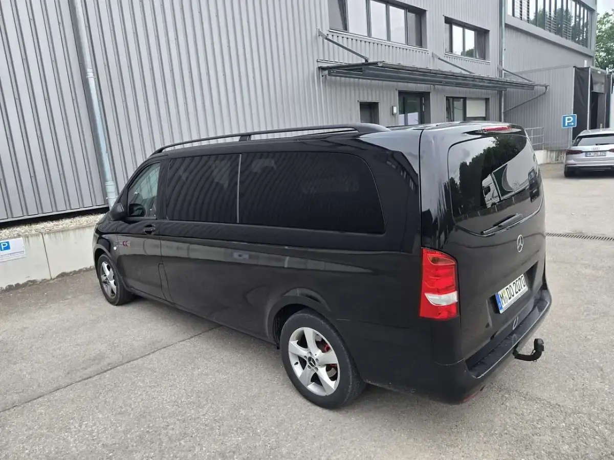 Gebraucht Mercedes Vito 190 PS (139 kW) 2020 Schwarz Van