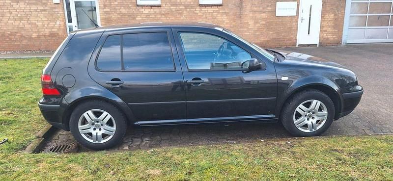 Gebraucht VW Golf IV Comfortline 75 PS (55 kW) 2002 Schwarz Limousine