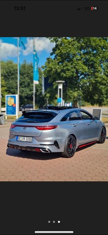 Andere farben Gebraucht 2019 Kia ProCeed GT Kleinwagen | 20.800 € (Fairer Preis) - Bild 1/4