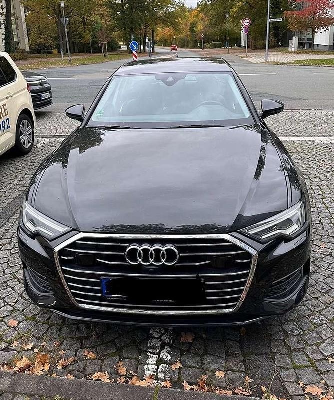 Grau Gebraucht 2021 Audi A6 Design Limousine | 41.800 € - Bild 1/4