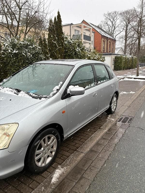 Gebraucht Honda Civic 110 PS (80 kW) 2003 Silber Kleinwagen