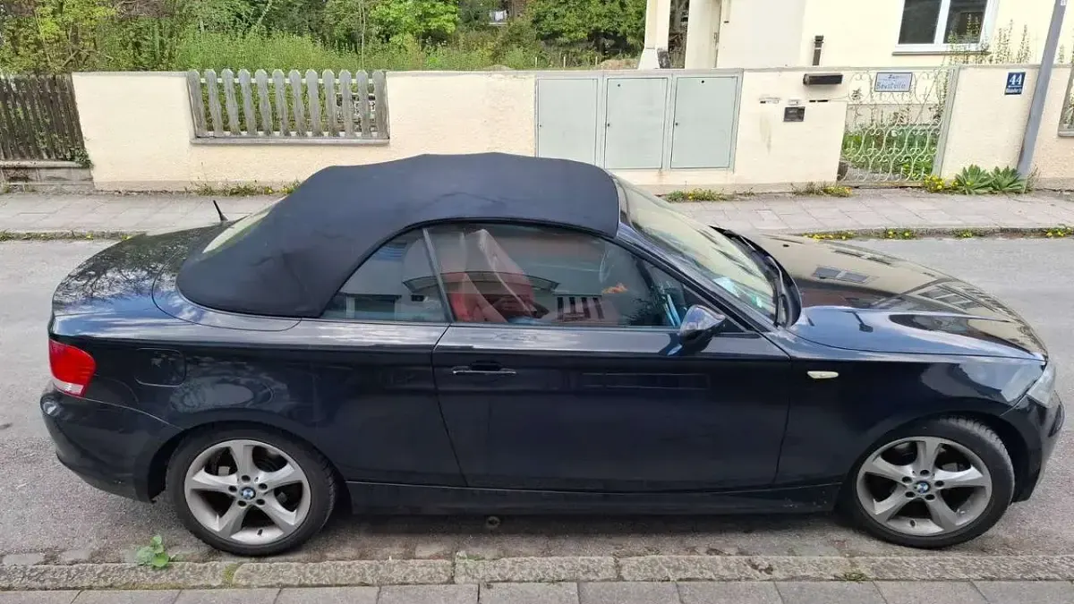 Gebraucht BMW 118 Cabriolet 143 PS (105 kW) 2009 Schwarz Cabrio
