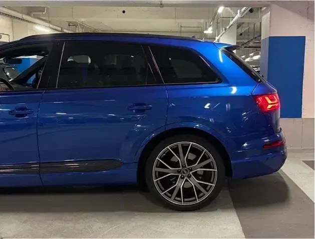 Używany Audi Q7 Exclusive 272 KM (200 kW) 2017 Niebieski SUV