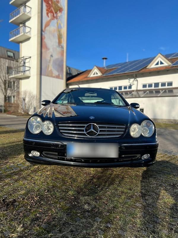 Gebraucht Mercedes CLK320 218 PS (160 kW) 2003 Schwarz Cabrio