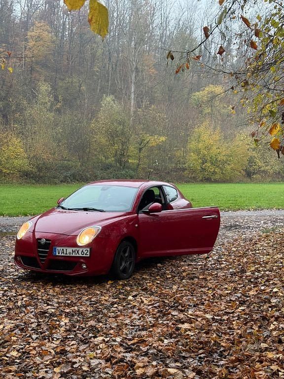 Rot Gebraucht 2009 Alfa Romeo MiTo Kleinwagen | 3.500 € (Etwas zu teuer) - Bild 1/2