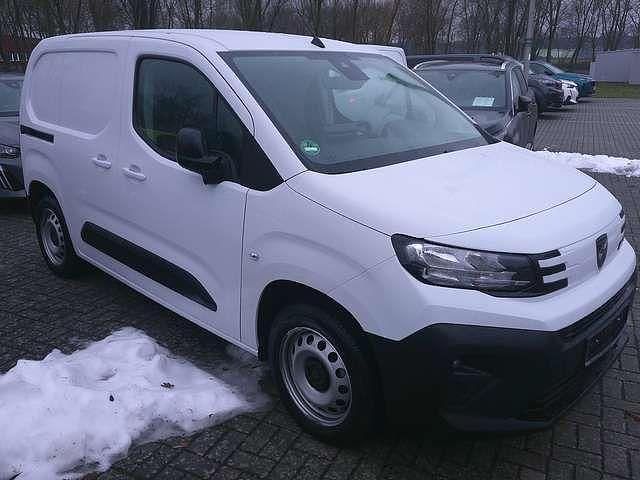 Gebraucht Peugeot Partner Premium 102 PS (75 kW) 2024 Lackierung weiss Van / Kleinbus