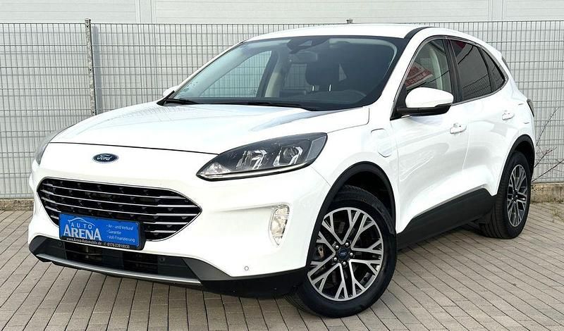 Weiß Gebraucht 2021 Ford Kuga Titanium SUV | 16.950 € (Guter Preis) - Bild 1/4