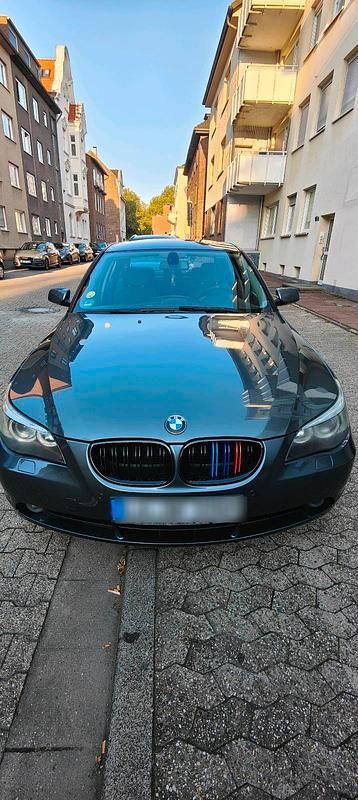 Andere farben Gebraucht 2003 BMW 520 Limousine | 4.500 € (Fairer Preis) - Bild 1/4