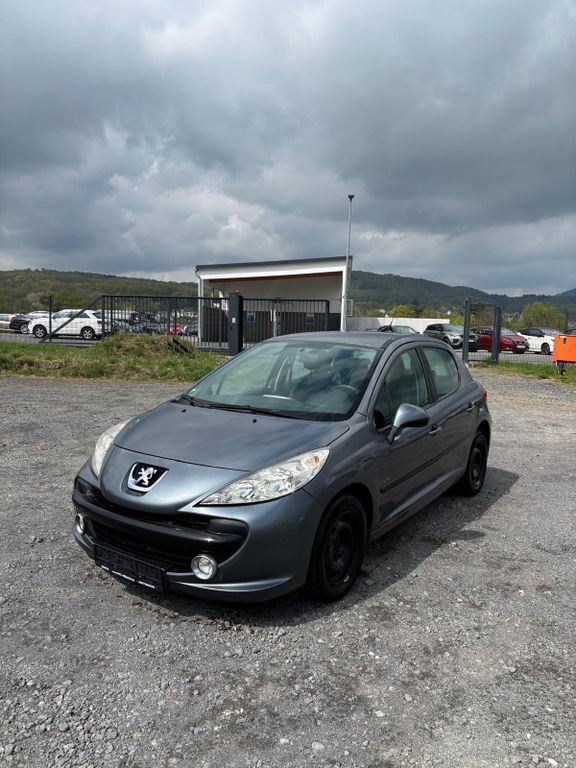 Grau Gebraucht 2009 Peugeot 207 Urban Move Limousine | 1.999 € (Etwas zu teuer) - Bild 1/4