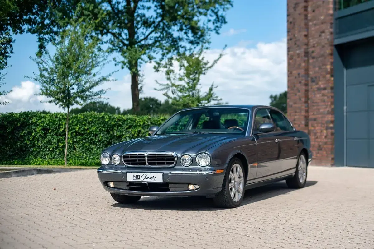 Gebraucht Jaguar XJ8 298 PS (219 kW) 2003 Grau Limousine