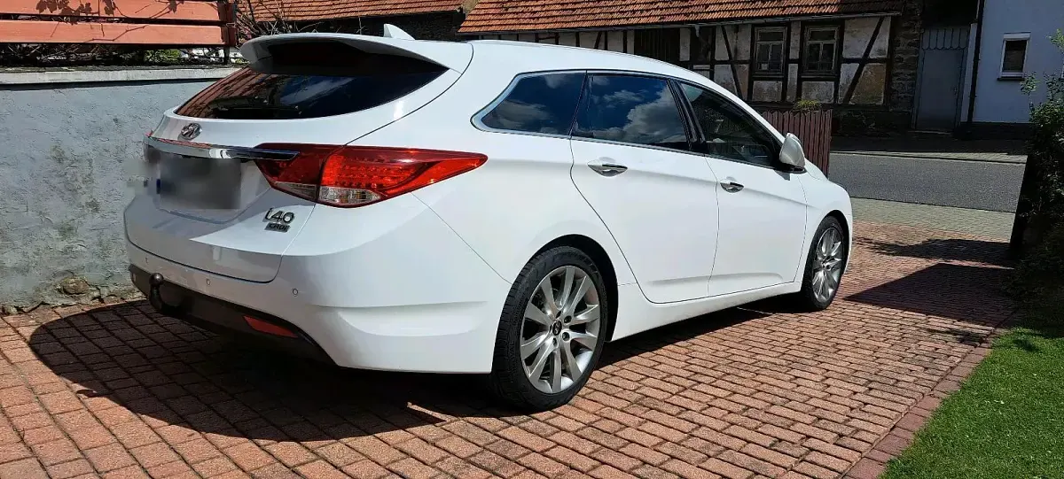 Gebraucht Hyundai i40 136 PS (100 kW) 2014 Weiß Kombi