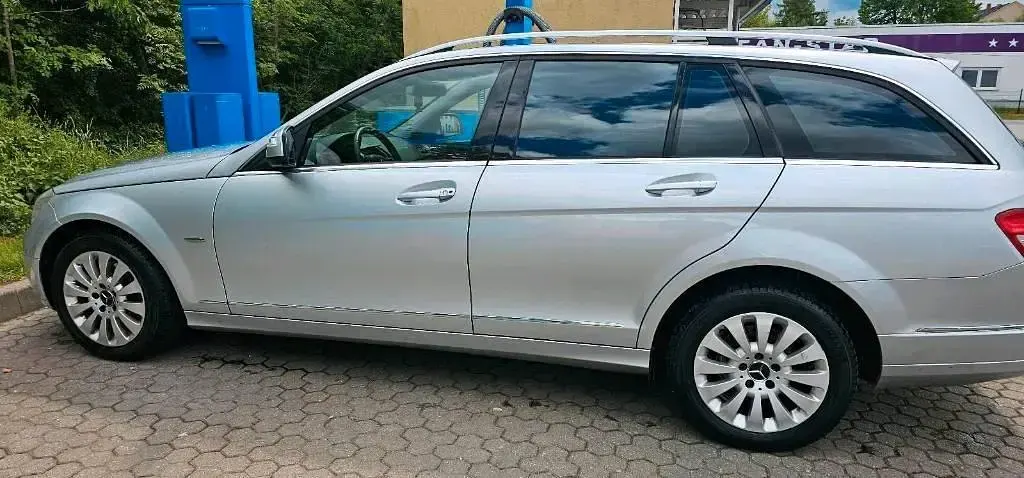 Gebraucht Mercedes C220 170 PS (125 kW) 2007 Silber Kombi