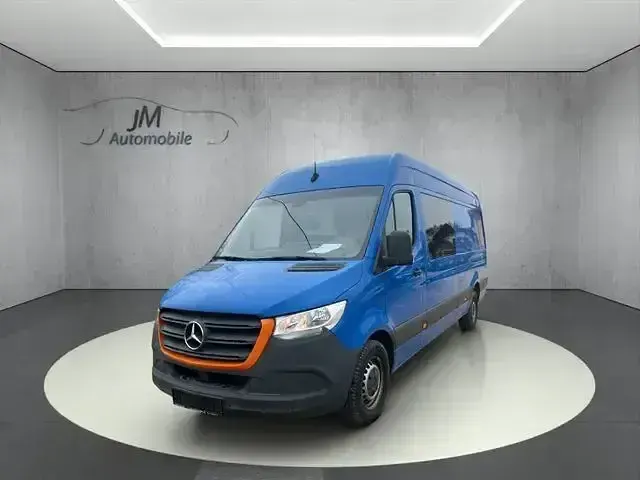 Używany Mercedes Sprinter 190 KM (139 kW) 2020 Niebieski Van