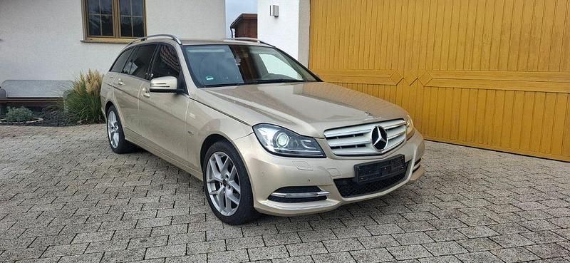 Beige Gebraucht 2011 Mercedes C220 Kombi | 5.999 € (Superpreis) - Bild 1/4