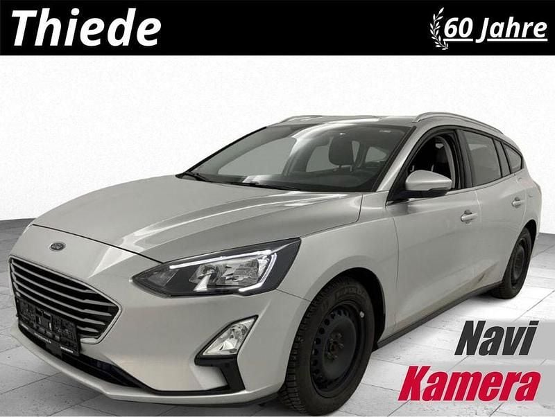 Silber metallic Gebraucht 2021 Ford Focus Limousine | 16.850 € (Superpreis) - Bild 1/3