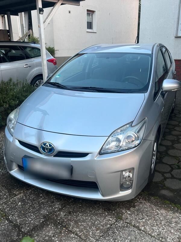 Silber Gebraucht 2010 Toyota Prius Kleinwagen | 8.200 € (Fairer Preis) - Bild 1/4