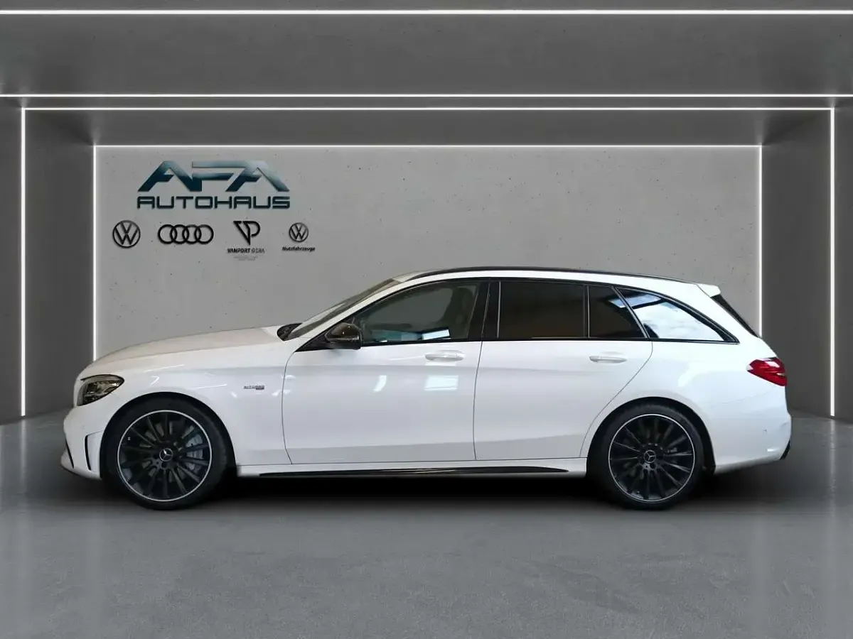 Gebraucht Mercedes C43 AMG AMG 390 PS (286 kW) 2019 Weiß Kombi