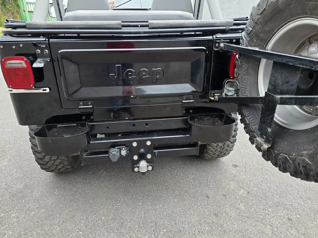 Gebraucht Jeep CJ 192 PS (141 kW) 1985 Schwarz SUV