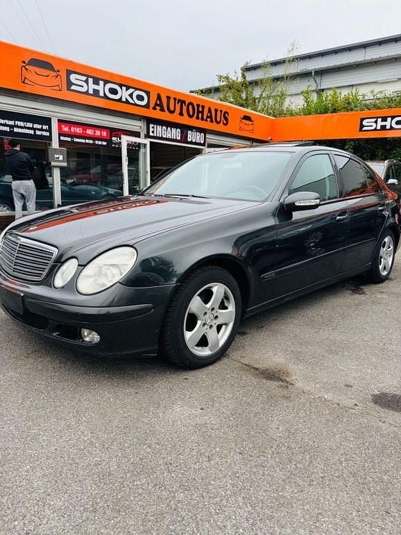 Gebraucht 2004 Mercedes E200 Limousine | 4.000 € (Superpreis) - Bild 1/4