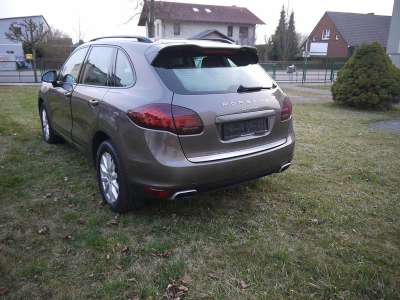 Gebraucht Porsche Cayenne 245 PS (180 kW) 2012 SUV