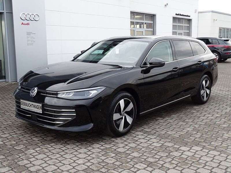 Gebraucht VW Passat Business 150 PS (110 kW) 2024 Schwarz Kombi