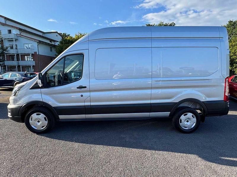 Neu Ford Transit Trend 131 PS (96 kW) 2025 Silber Limousine