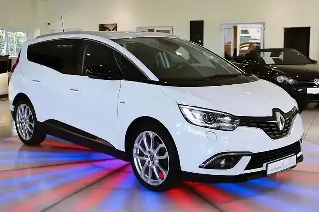 Gebraucht Renault Grand Scénic IV LIMITED 120 PS (88 kW) 2019 Weiß Van / Kleinbus