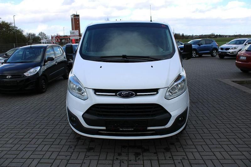Gebraucht Ford Transit Custom Trend 131 PS (96 kW) 2018 Weiß Van / Kleinbus
