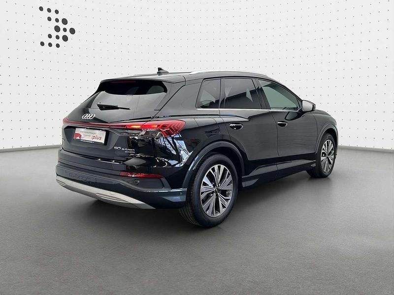 Gebraucht Audi Q4 e-tron Ambiente 219 kW (299 PS) 2023 Mythosschwarz metallic SUV