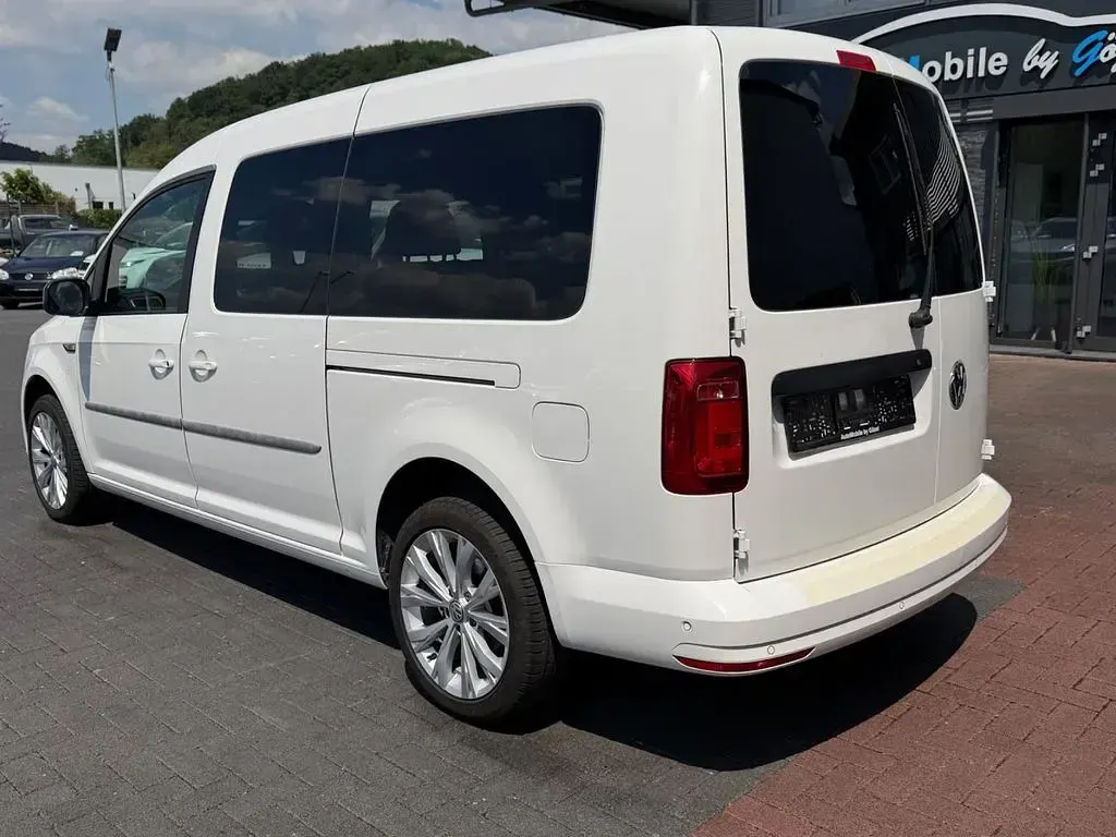 Gebraucht VW Caddy Trendline 102 PS (75 kW) 2017 Candyweiß Van / Kleinbus