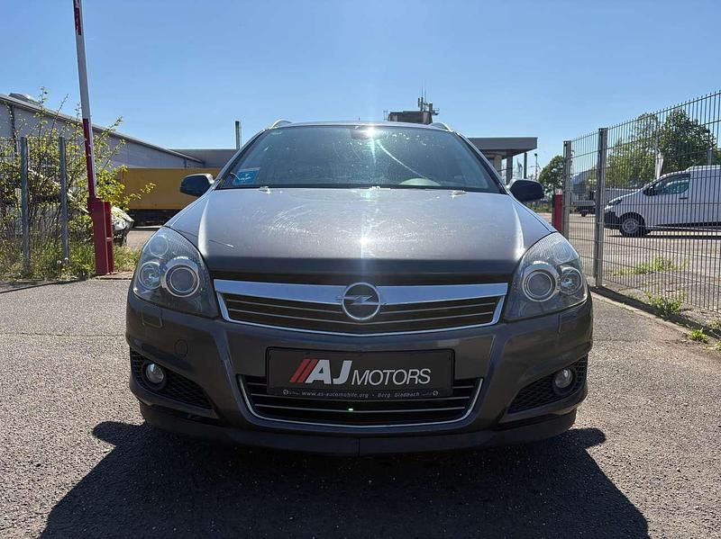 Gebraucht Opel Astra Innovation 120 PS (88 kW) 2009 Karbongrau Kombi