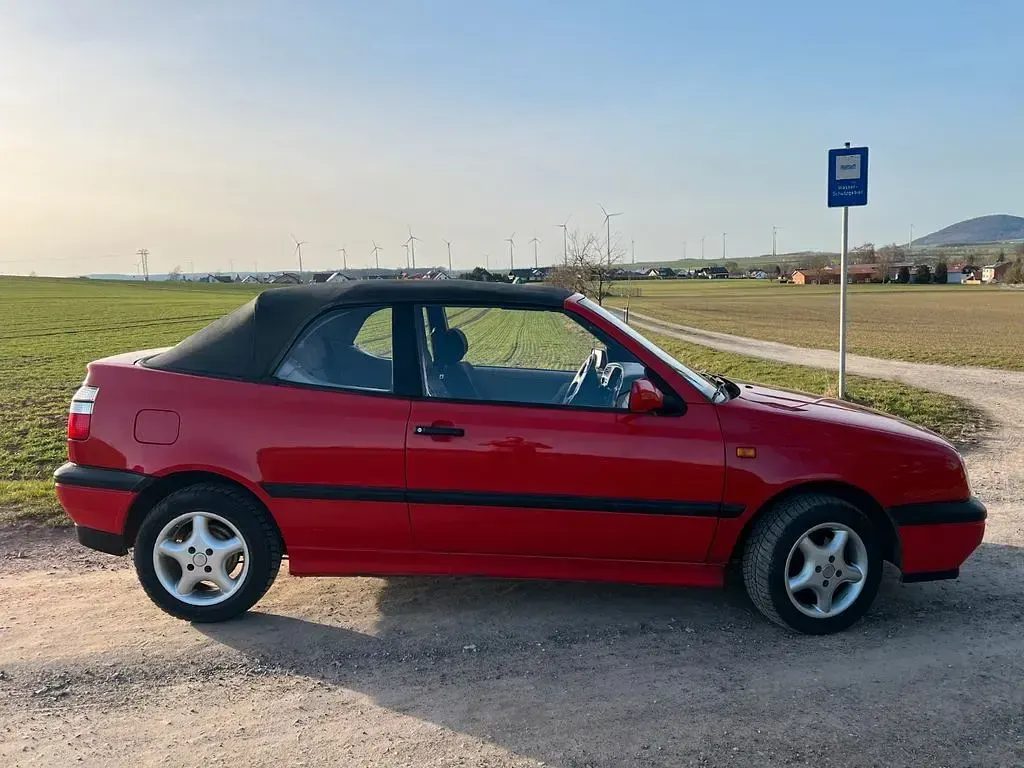 Gebraucht VW Golf Cabriolet 90 PS (66 kW) 1995 Rot Cabrio