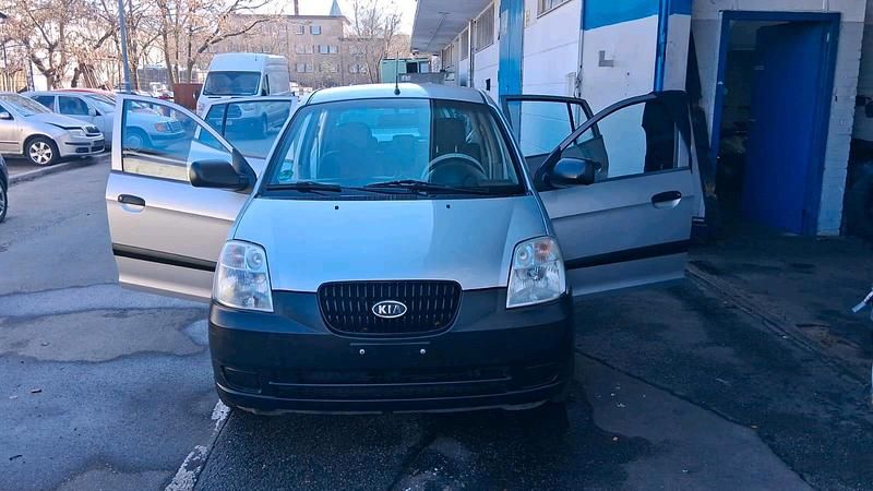 Gebraucht Kia Picanto 65 PS (47 kW) 2006 Silber Kleinwagen