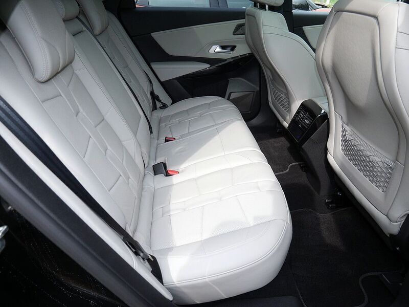 Gebraucht DS Automobiles DS7 Crossback Opera 131 PS (96 kW) 2023 Schwarz SUV