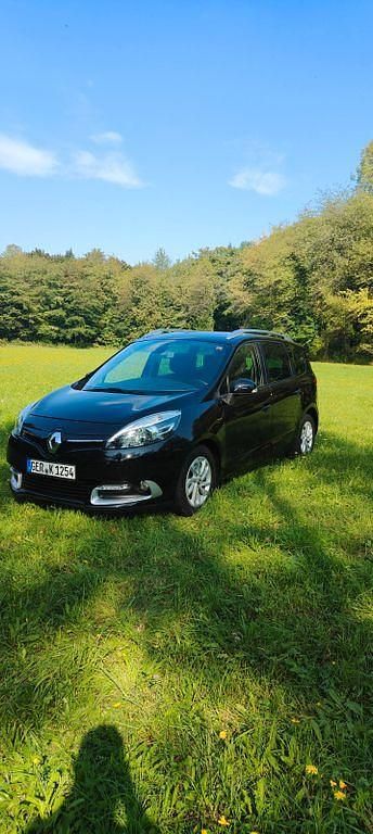 Schwarz Gebraucht 2015 Renault Grand Scénic III Bose Edition Van / Kleinbus | 4.890 € (Fairer Preis) - Bild 1/4