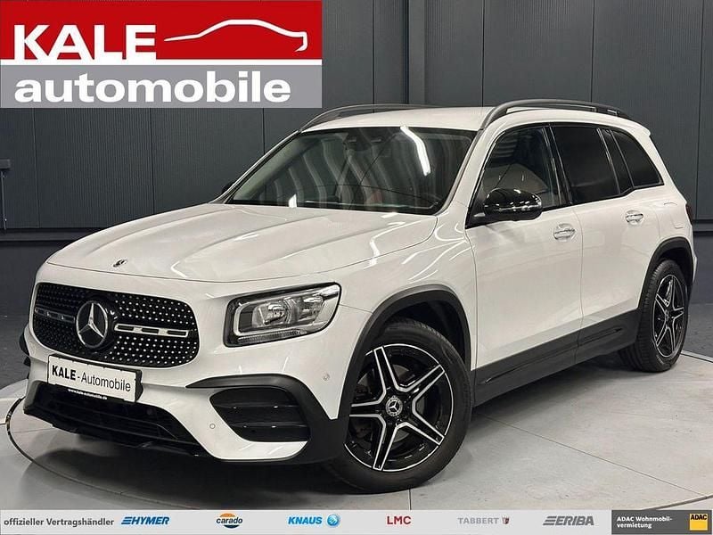 Mondsteinsilber metallic Gebraucht 2021 Mercedes GLB200 AMG line SUV | 35.890 € (Fairer Preis) - Bild 1/4