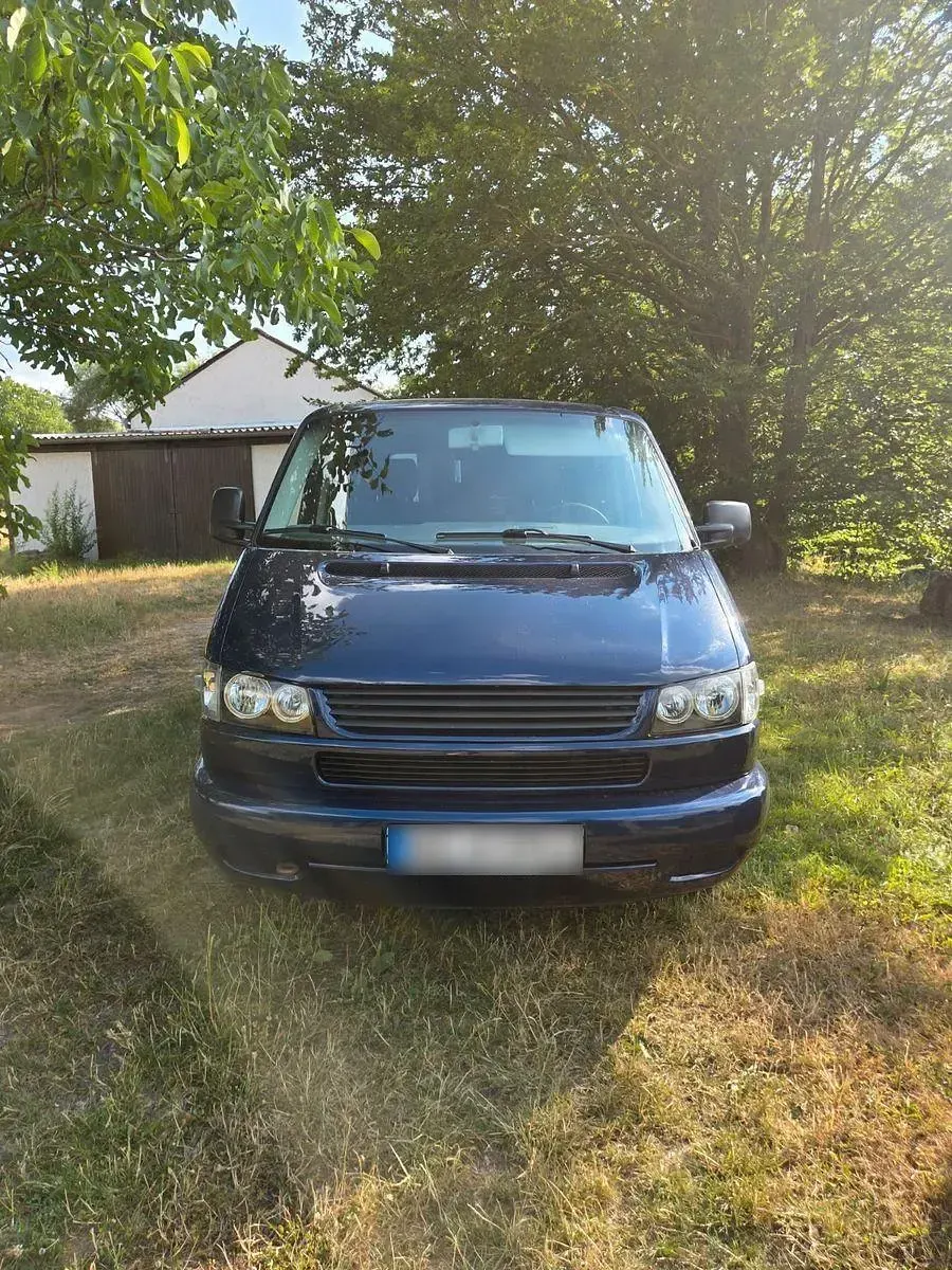Gebraucht VW T4 102 PS (75 kW) 2000 Blau Van