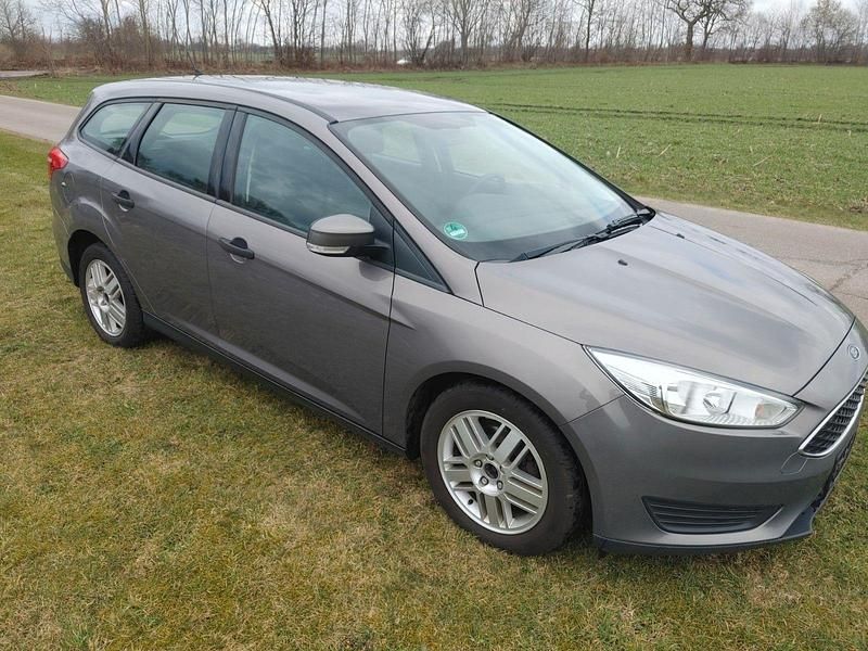 Gebraucht Ford Focus 101 PS (74 kW) 2016 Kombi
