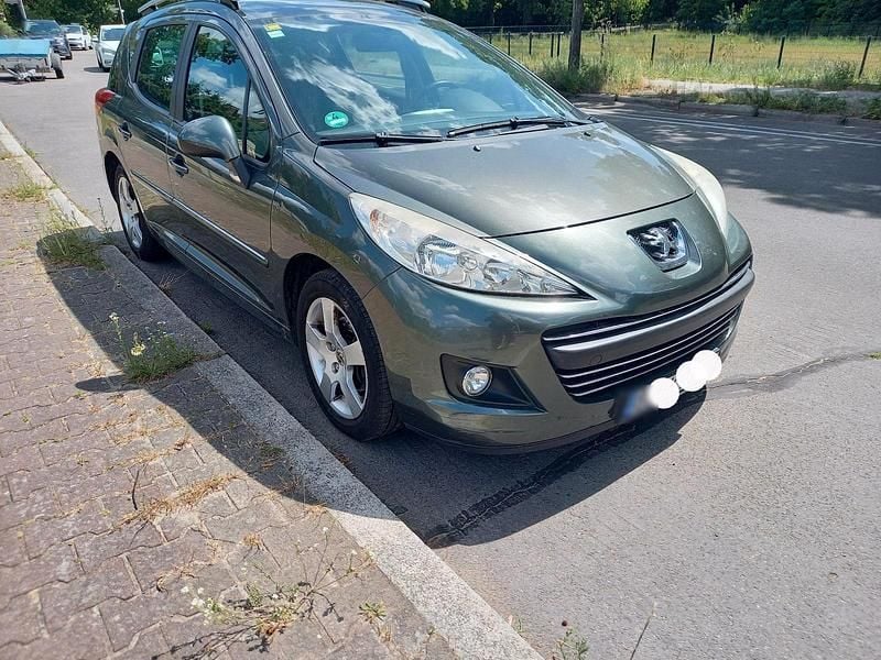 Gebraucht Peugeot 207 120 PS (88 kW) 2010 Grün Kombi