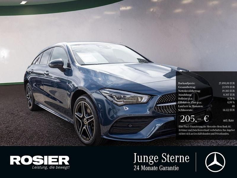 Blau / denimblau (metallic) Gebraucht 2022 Mercedes CLA250e Shooting Brake AMG Kombi | 27.690 € (Fairer Preis) - Bild 1/4