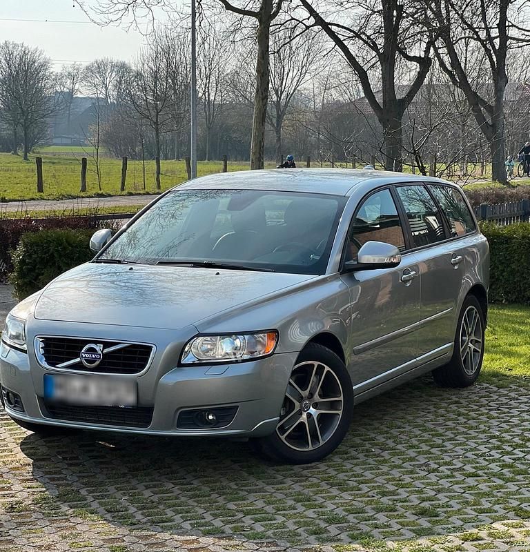 Gebraucht Volvo V50 150 PS (110 kW) 2010 Grau Kombi
