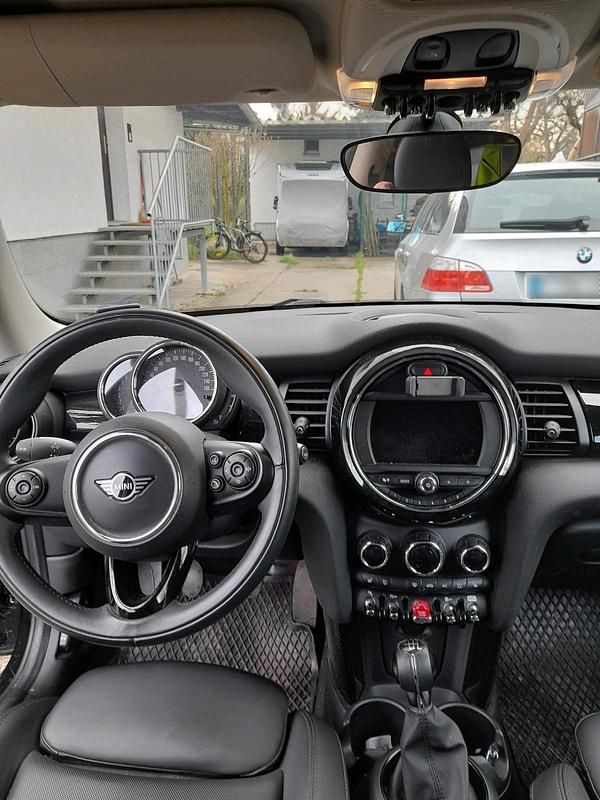 Gebraucht Mini ONE 102 PS (75 kW) 2020 Schwarz Kleinwagen