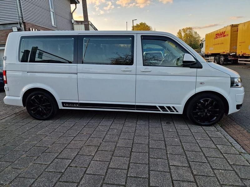 Gebraucht VW Caravelle 140 PS (102 kW) 2015 Weiß Van / Kleinbus